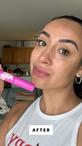 Selfie of Trakoshis after applying Too Faced's Ribbon Wrapped Lash